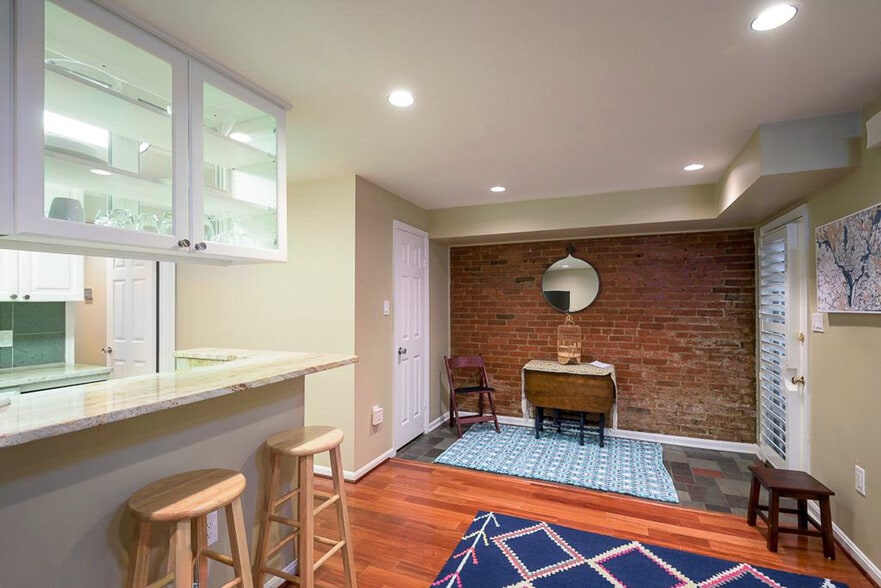 Building Photo - 1001 New Hampshire Ave NW