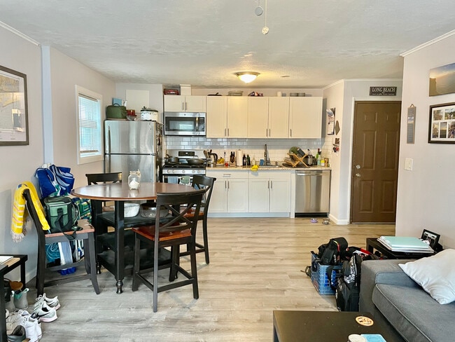 Building Photo - 61 Neptune Blvd