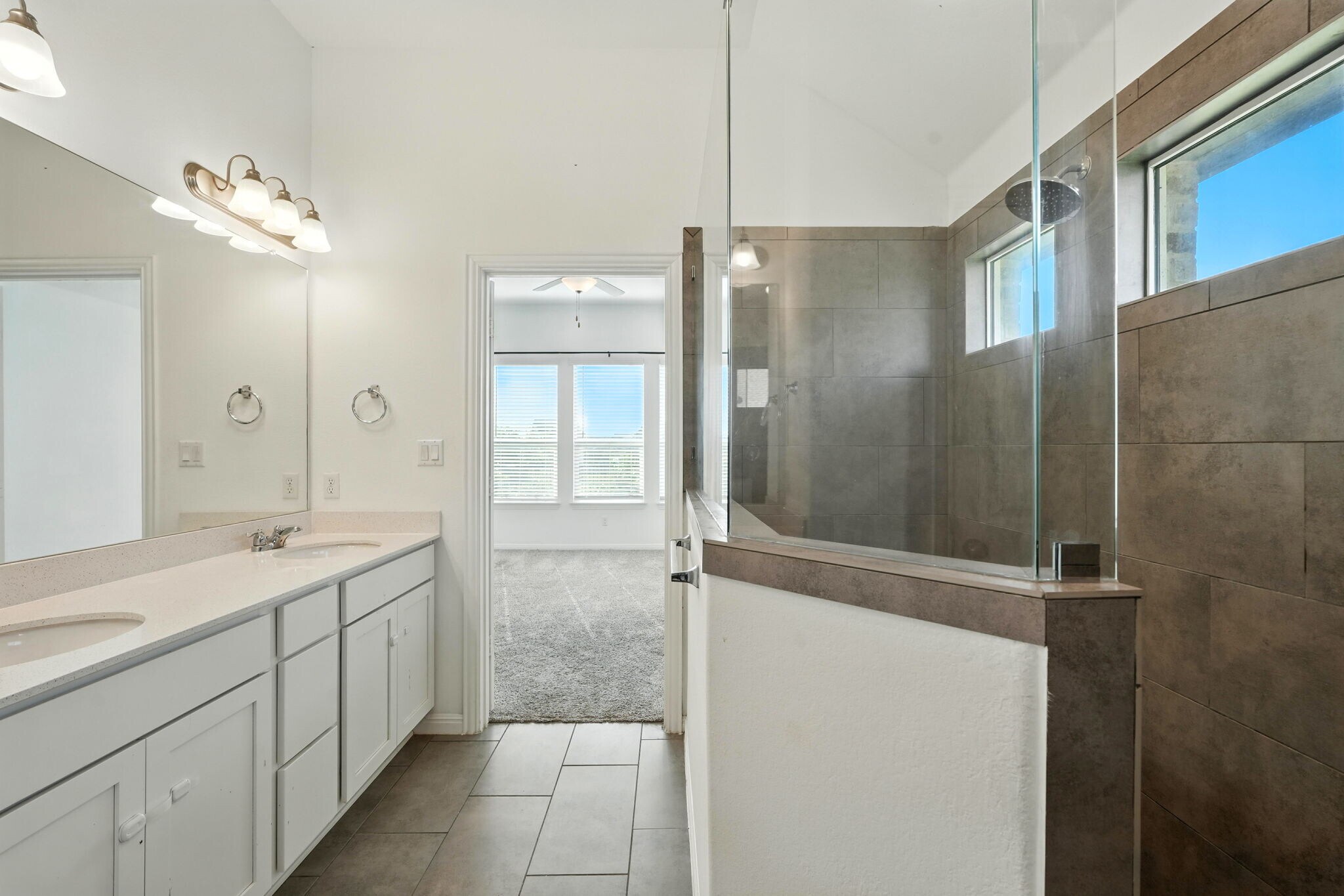 Building Photo - 1544 Devine Lake Bnd