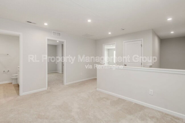 Building Photo - 8616 Gable Lp