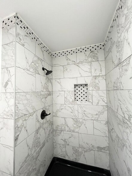 Building Photo - 3324 Spokane Ave