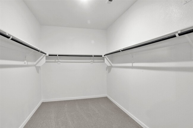 Building Photo - 115 Whitlow Dr