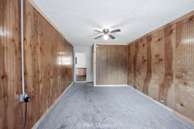Building Photo - 3926 Malibu Dr