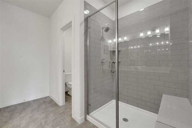 Building Photo - 432 Texas Dr