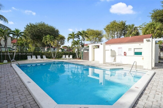 Building Photo - 10310 NW 5th Terrace