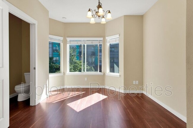 Building Photo - 8900 SW Elena Ln