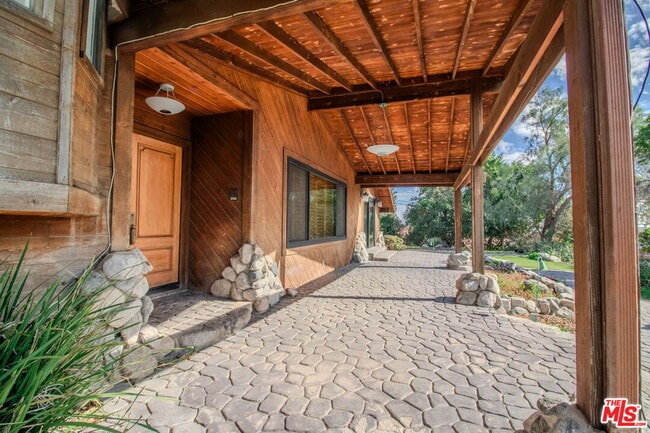 Building Photo - 11619 Lerdo Ave