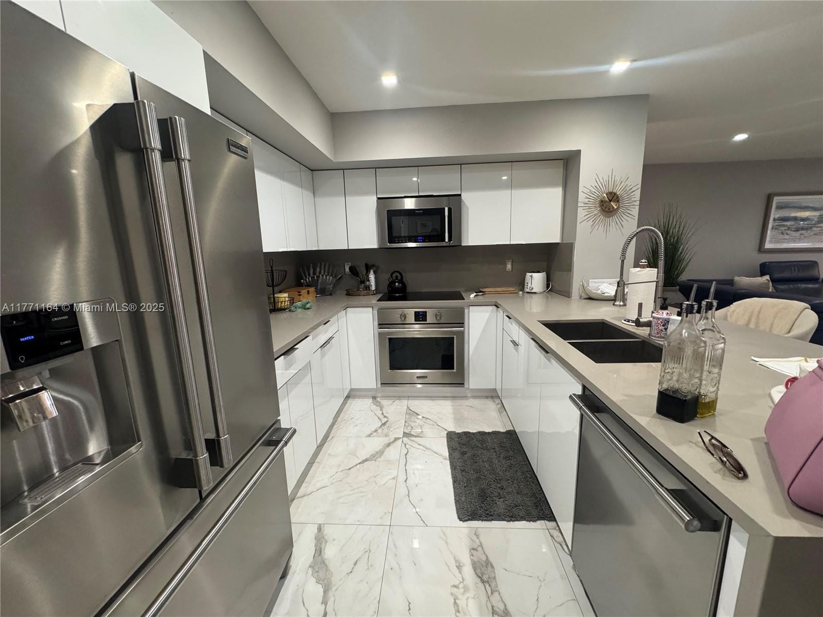 Building Photo - 16430 Briar Patch Pl