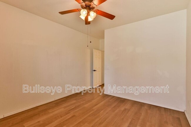 Building Photo - 5450 E McLellan Rd