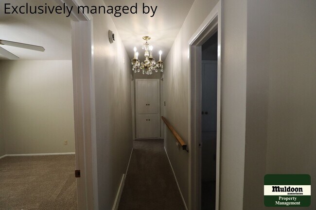 Building Photo - Main Level Living, Close to Ft Carson. 1  ...
