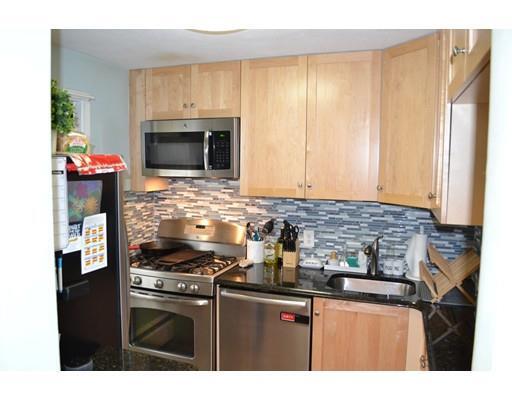 Building Photo - 315 Neponset St