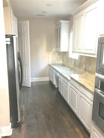 Building Photo - 408 Paluxy Dr