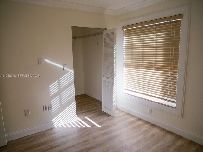 Building Photo - 15251 12th Blvd