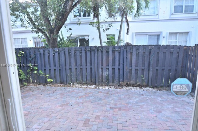 Building Photo - 7855 NW 110th Ave