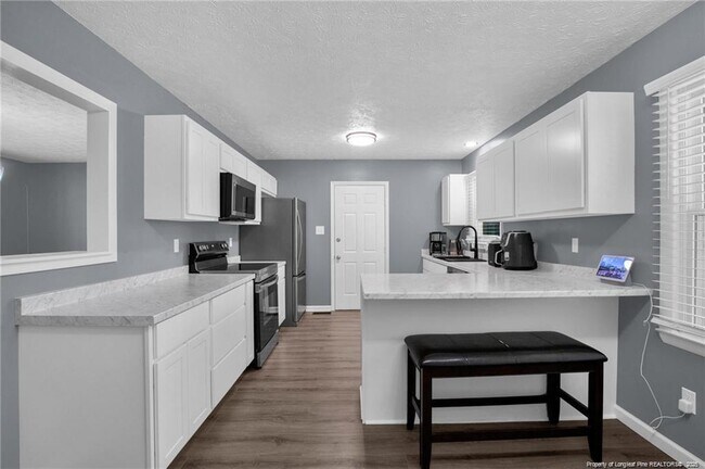 Building Photo - 1618 Hickoryridge Ct