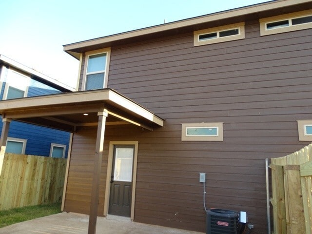 Building Photo - 6623 Mia Way