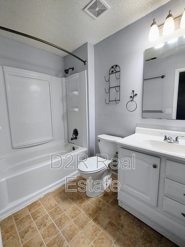 Building Photo - 1121 Branigin Creek Ct