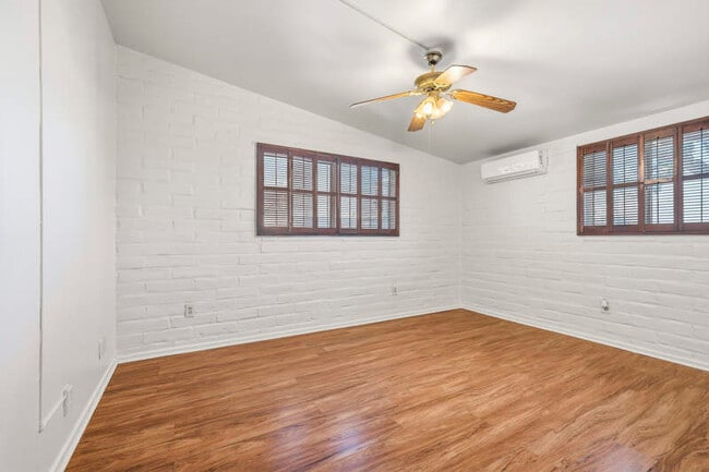 Building Photo - 4315 N Flowing Wells Rd