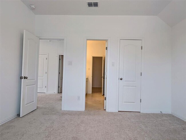 Building Photo - 1344 Ridge Runner Dr