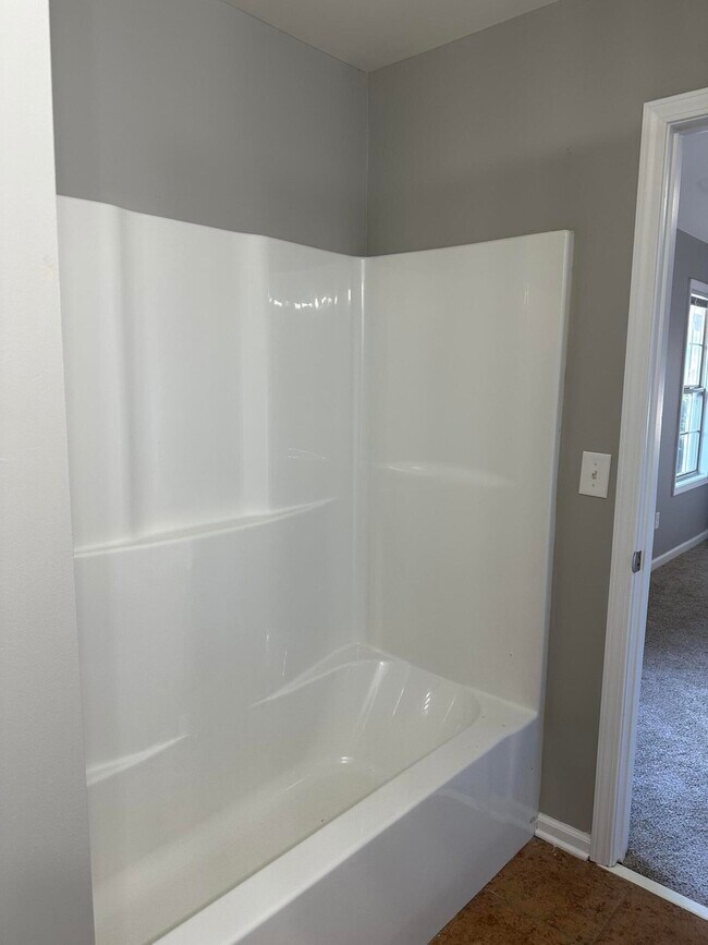 Building Photo - 2512 Rockaway Pl