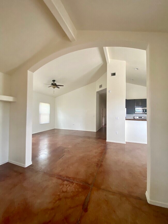 Building Photo - FOR RENT / Pre-Leasing