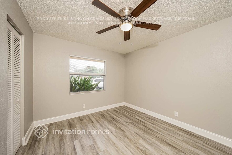 Building Photo - 6206 Wauconda Way W