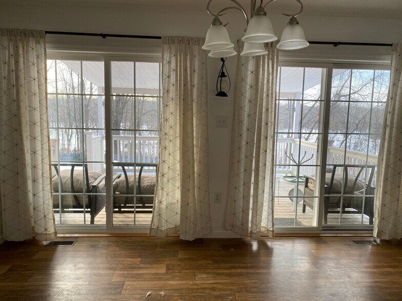 Building Photo - 3109 River Rd