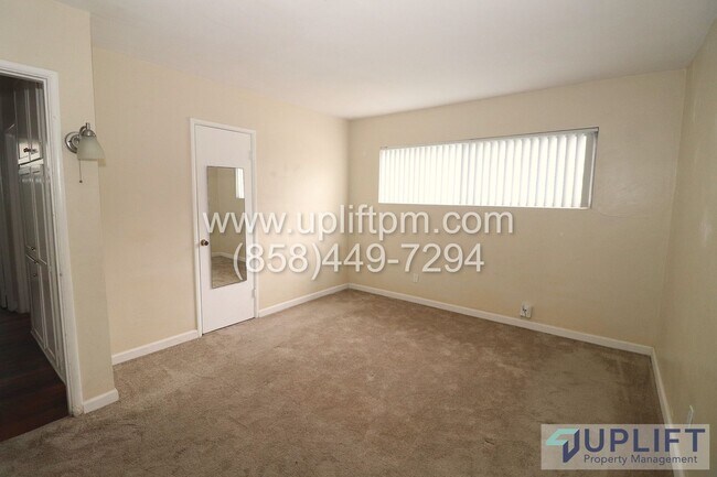 Building Photo - Alabama St (4525-4531)