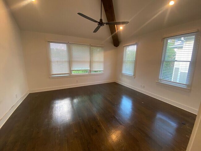 Building Photo - Prime East End Rental Home