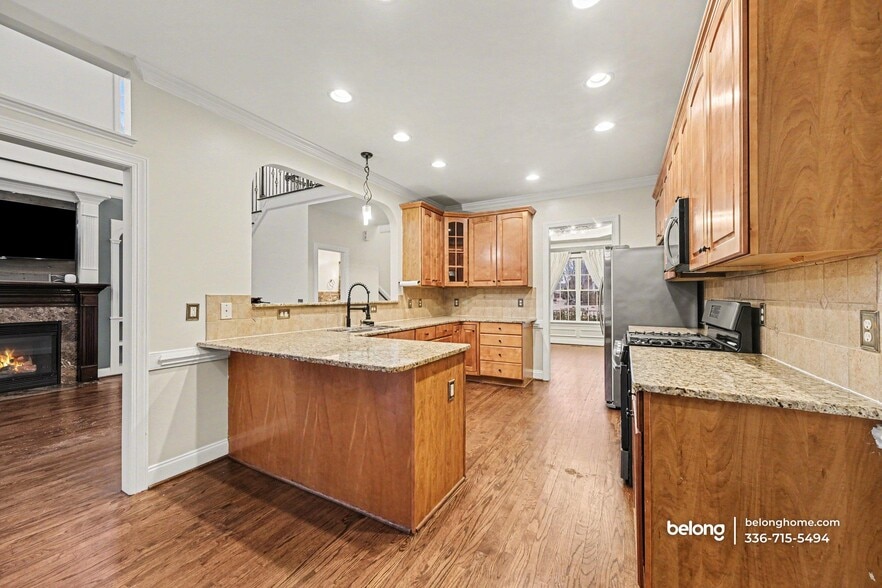 Building Photo - 4516 Ocean Crest Cir