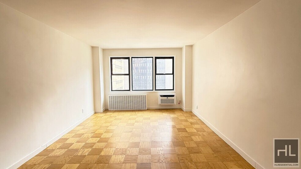 Primary Photo - EAST 36 STREET