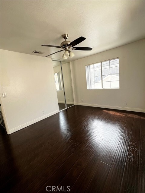 Building Photo - 613 Poinsettia Ave