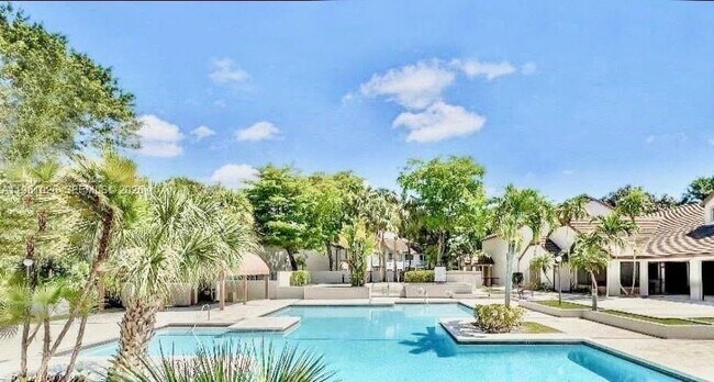 Building Photo - 9501 SW 138th Pl