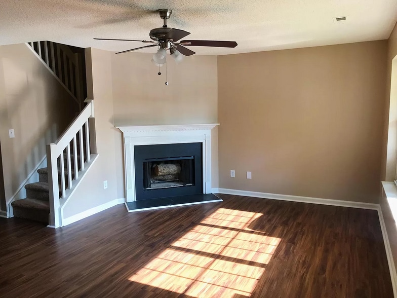 Building Photo - 5734 Prescott Ct