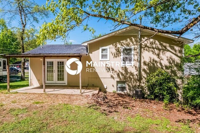 Building Photo - 3 Bedroom Pet-Friendly Home in Pinson, AL with Main Street Renewal
