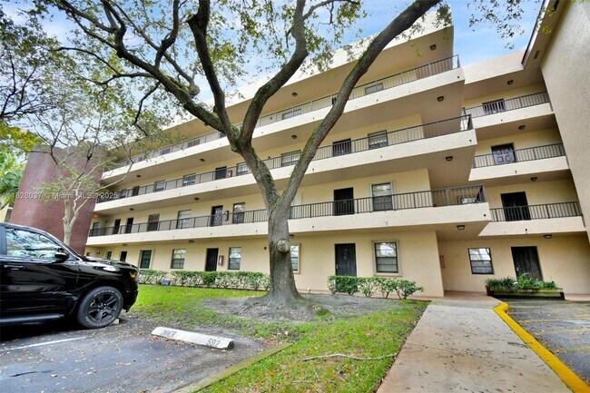 Building Photo - 10501 W Broward Blvd