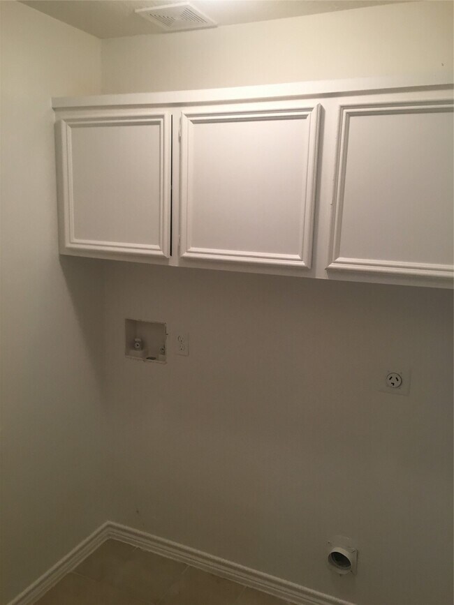 Building Photo - 10642 Logger Pines Trail