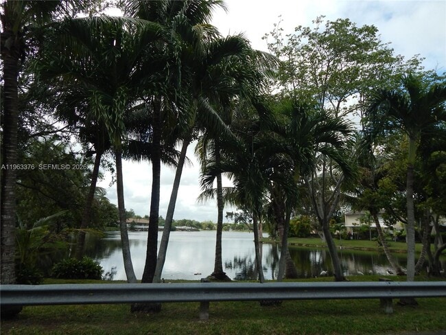 Building Photo - 6959 SW 110th Ct