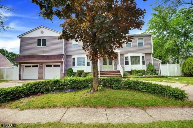 Building Photo - 250 W Midland Ave