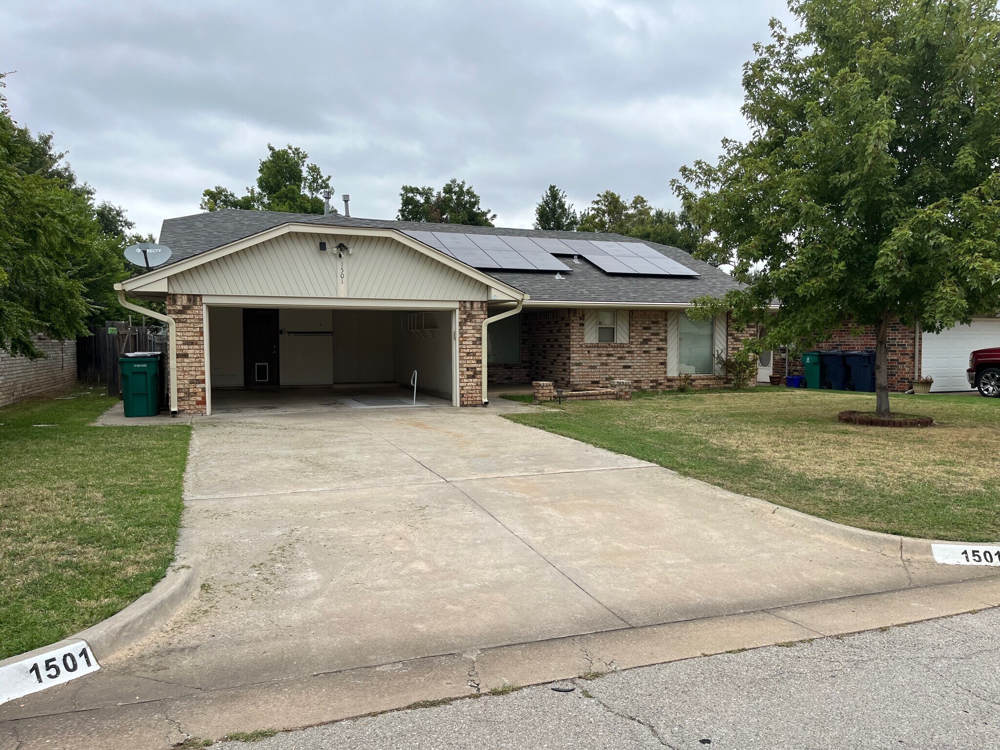 Building Photo - 1501 SW 86th St