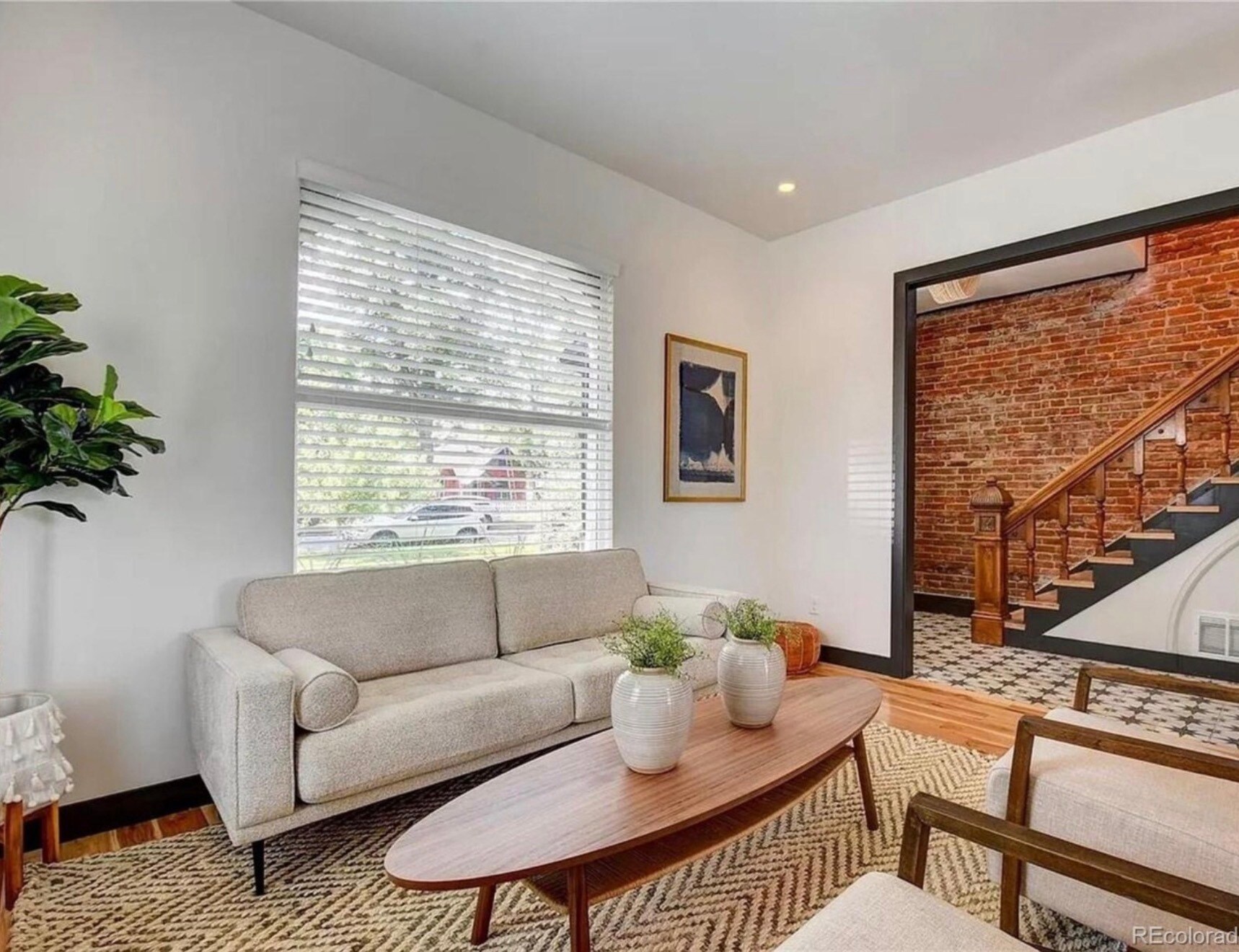 Building Photo - 2126 Grove St