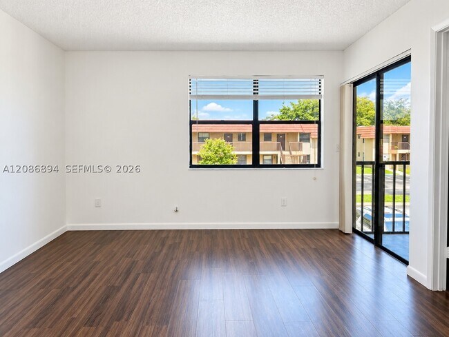Building Photo - 14917 SW 104th St