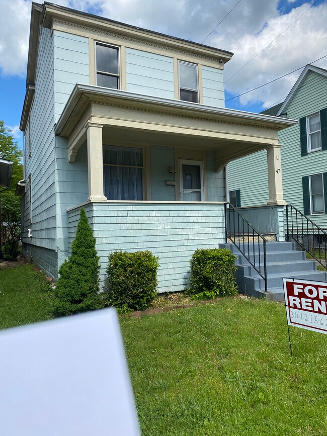 Primary Photo - 47 Lynwood Ave