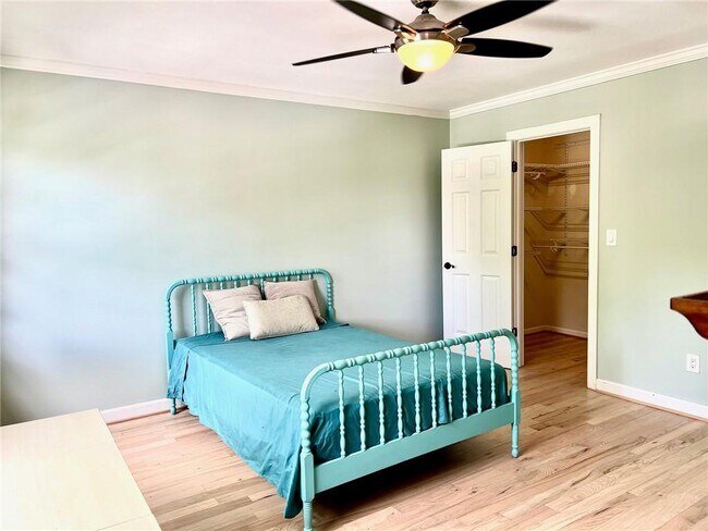 Building Photo - 2134 Briarlake Trace