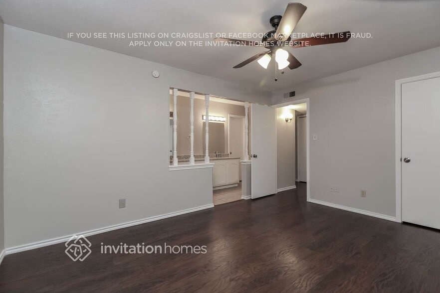 Building Photo - 1325 Clearview Dr