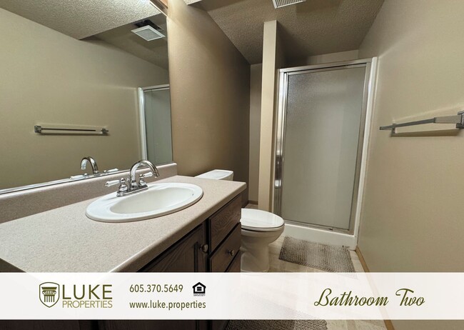 Building Photo - 4600 S Holbrook Ave