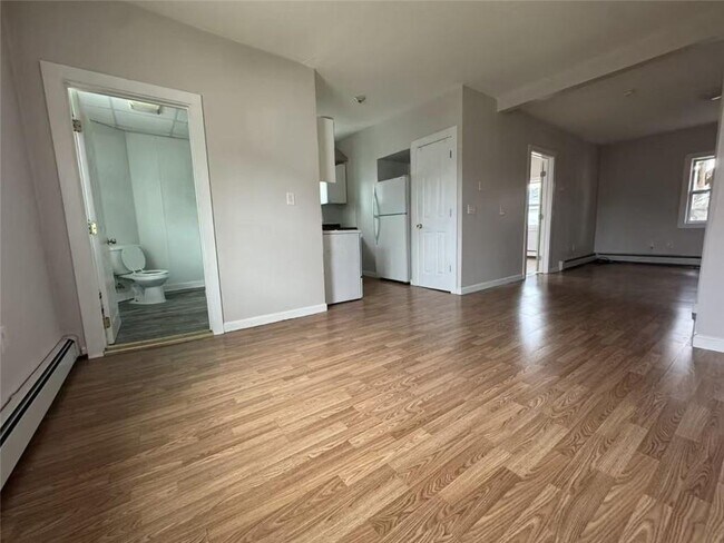 Building Photo - 5 Penta St