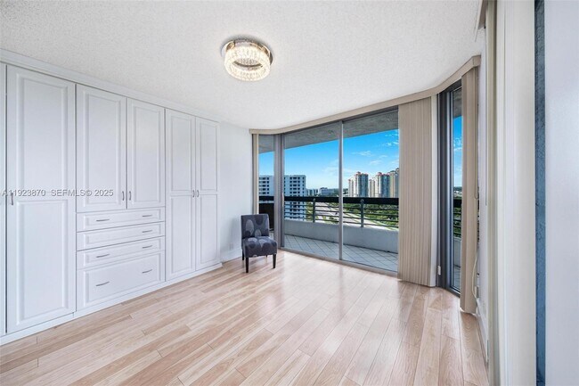 Building Photo - 3400 NE 192 St