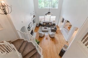 Building Photo - 6 Greycrest Pl