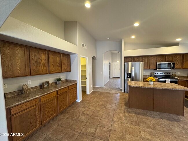 Building Photo - 22530 N Van Loo Dr